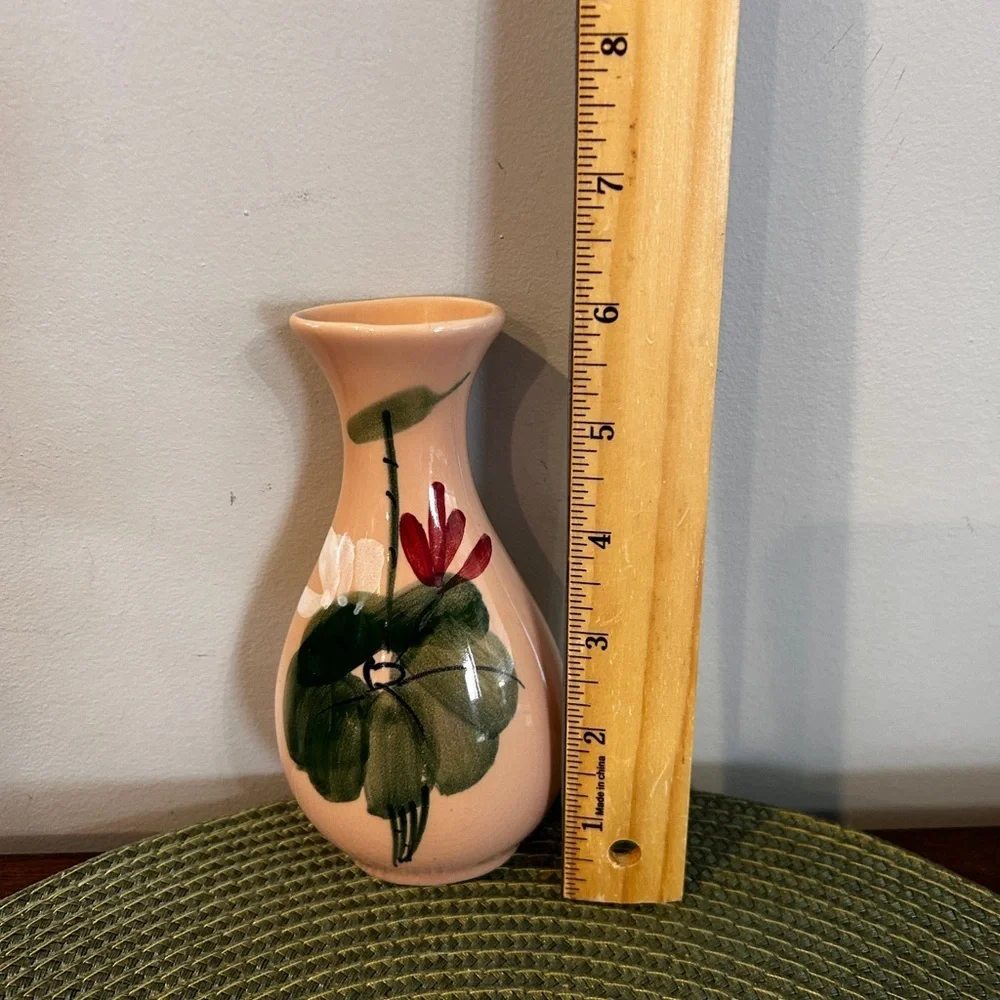 Vintage Pink Glazed Hand Painted Floral Bud Vase 6 Inch Tall With No Flaws Noted